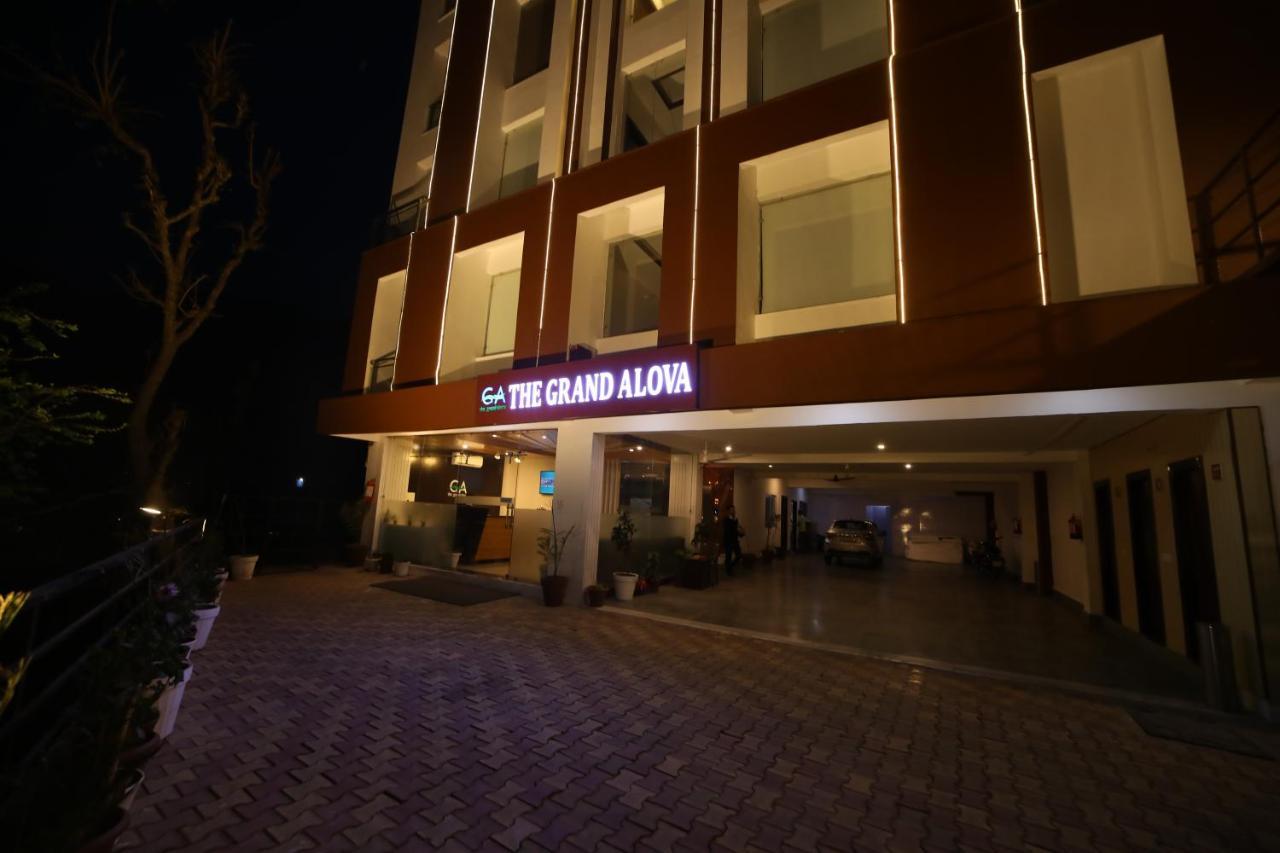 Kamay The Grand Alova Tapovan 외부 사진